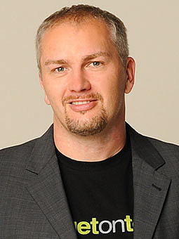 Porträt von Oliver Hauser