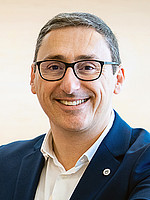 Porträt von: Kämmerer Sigi, MAS