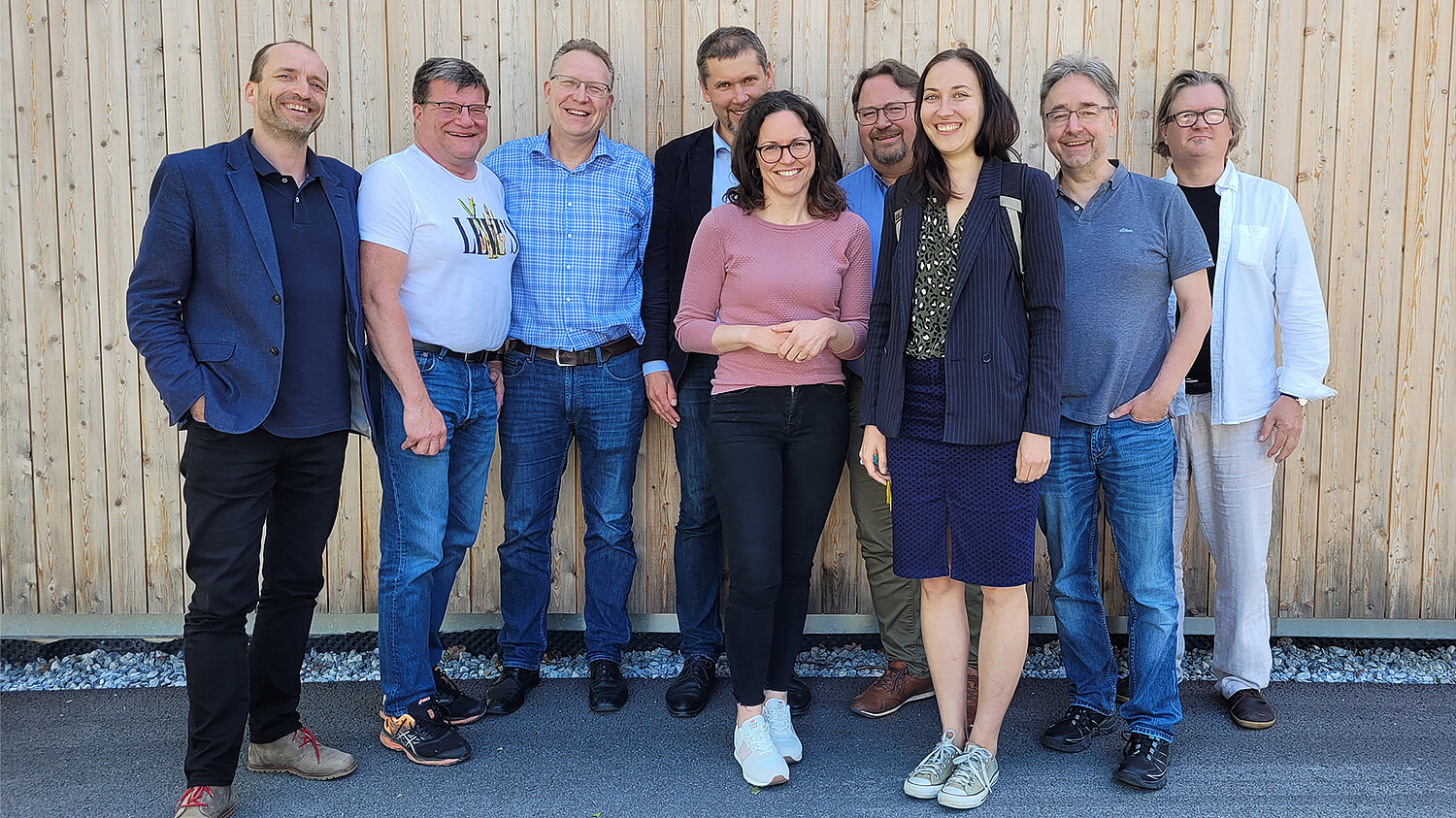 Teaching across national borders: the Virtual Wood University | FH Salzburg