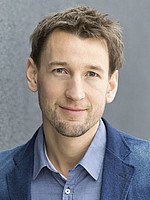Portrait of: Csar Matthias , MA