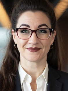 Porträt von: Mag. phil. Landl Martina