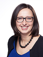 Porträt von: Mag. (FH) Deutinger Natasa
