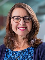 Porträt von: Mag. Szigeti Ulrike