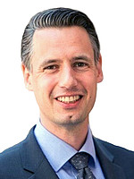 Porträt von: FH-Prof. Priv.-Doz. DI Mag. Dr. Engel Dominik