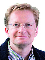 Porträt von: FH-Prof. Mag. Dr. Grall Günther