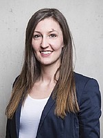 Porträt von: FH-Prof. Neuhofer Barbara, BA, MA, PhD