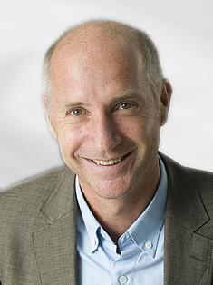 Porträt von: FH-Prof. Mag. Dürl Martin