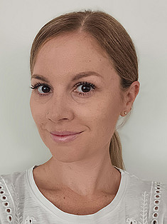 Portrait of: FH-Prof. Mag. Ematinger-Kogler Jennifer , BSc