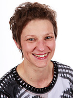 Porträt von: Mag. Dirnböck-Pirker Claudia