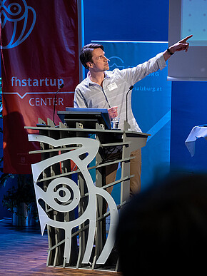Christian Baumgartner @ Homecoming Startup 2021 RELOADED | Credits: FH Salzburg | ernst-wukits.de 