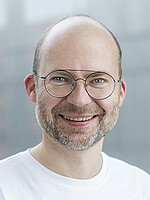 Porträt von: FH-Prof. DI Dr. Ginzinger Simon , MSc