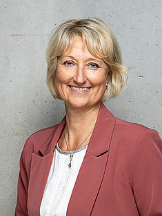 Porträt von: Mag. Langthaler Ingrid