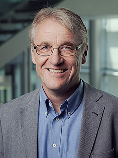 Porträt von: FH-Prof. Mag. Dr. Gölzner Herbert