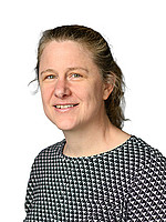 Porträt von: DI (FH) Mag. Dr. Schneider Cornelia