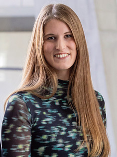 Porträt von: Lienbacher Julia