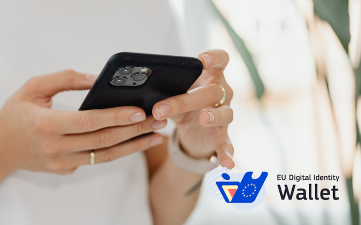 Digitale Identität am Smartphone: Die FH Salzburg beteiligt sich am von sproof initiierten EUDI-Konsortium und erprobt konkrete Anwendungen der European Digital Identity Wallet für den Hochschulbereich.