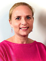 Porträt von: Szegedy Viktoria , BA